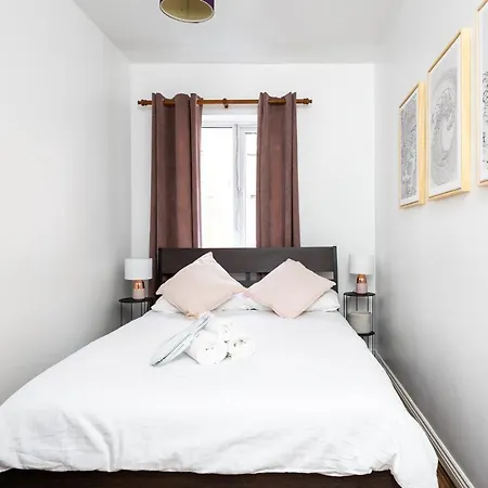 Delightful City Centre With Balcony Dublin