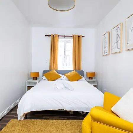 Delightful City Centre With Balcony Dublin